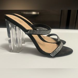 YoKi Size 7 Backless Heels
